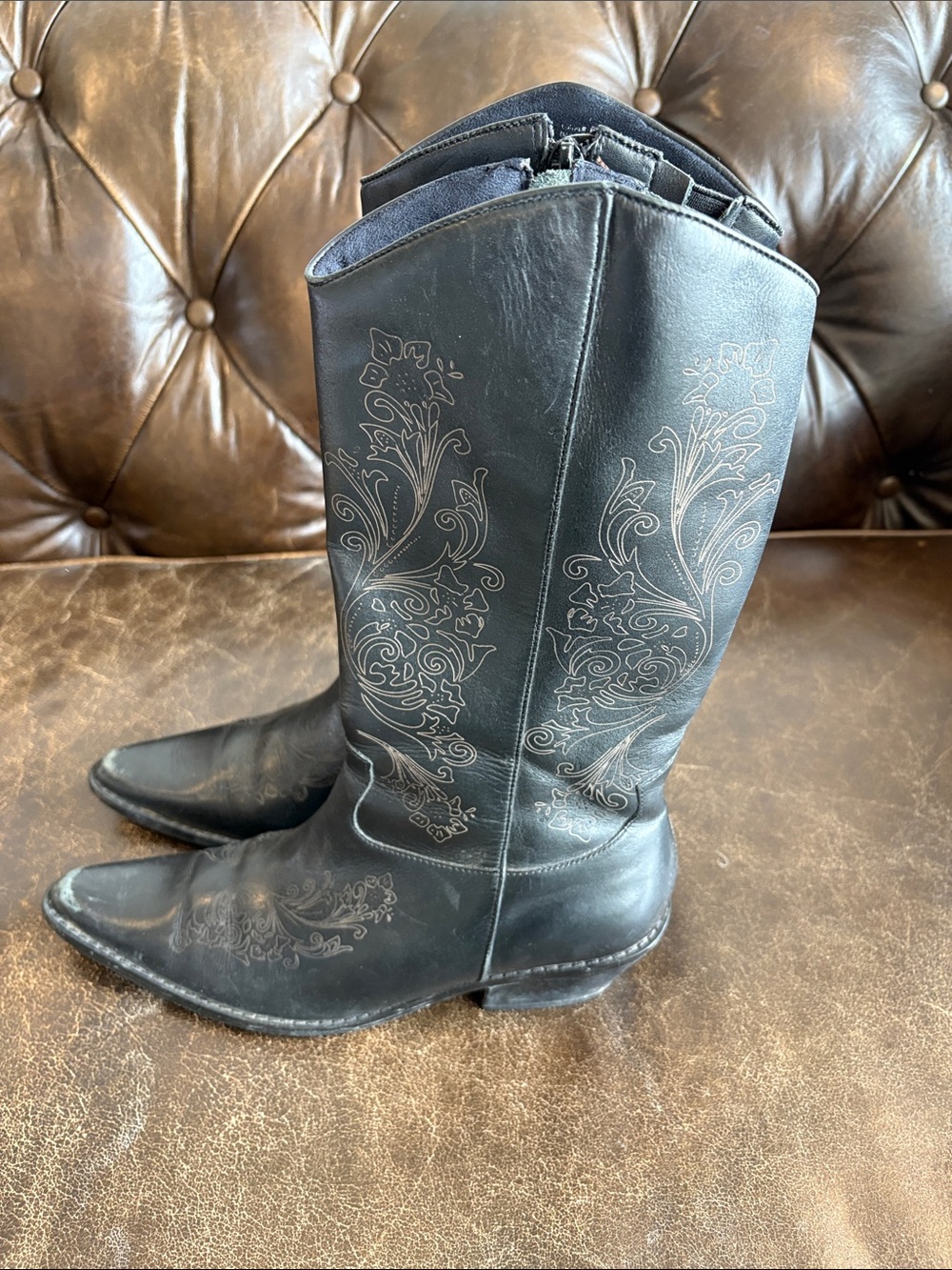 Matisse Black Embroidered Western Heeled Boots Size 8